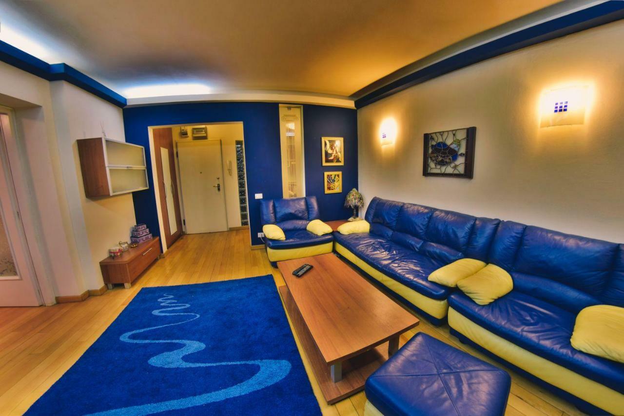Nicole'S Apartment Бухарест Екстер'єр фото