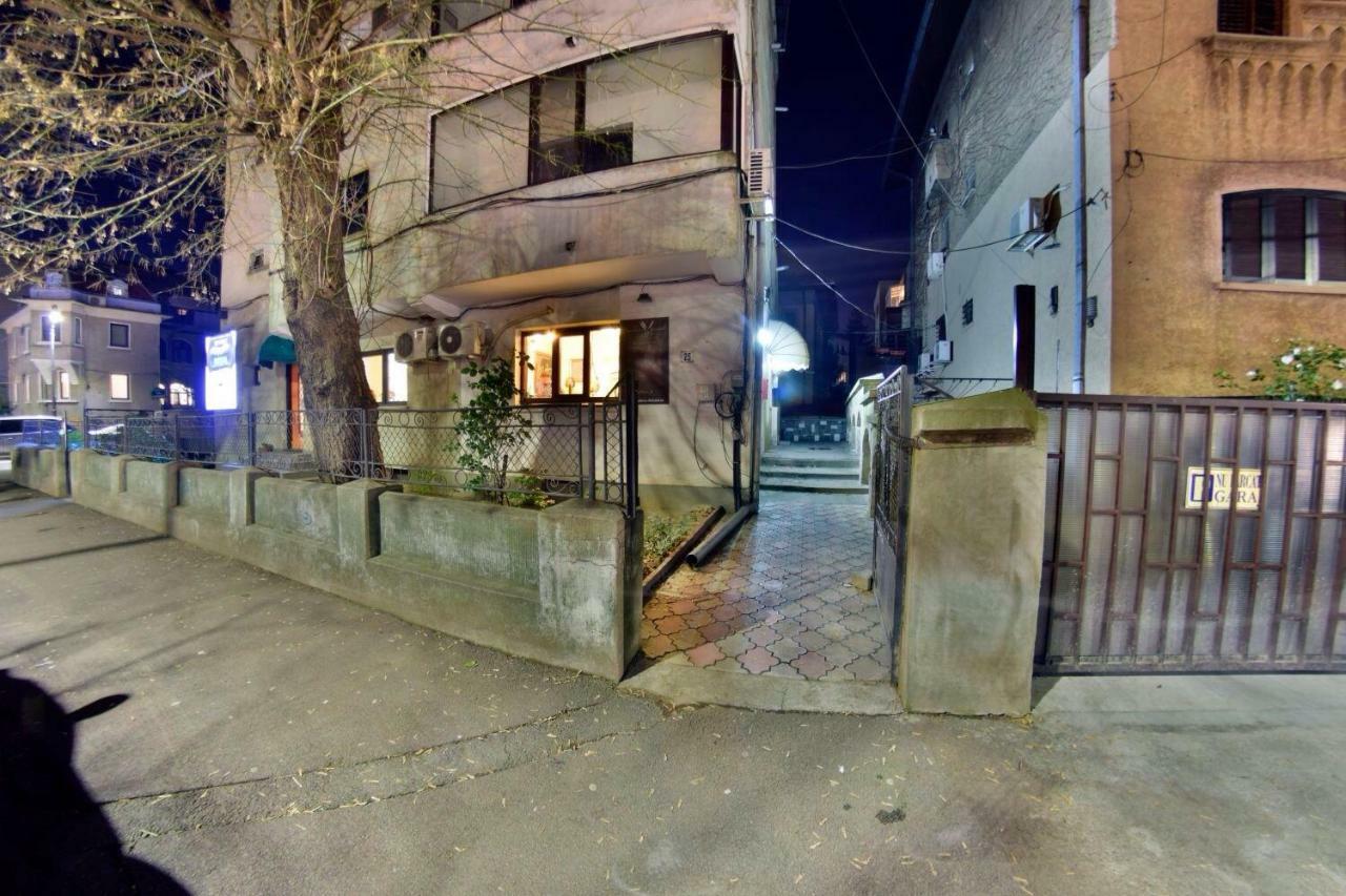 Nicole'S Apartment Бухарест Екстер'єр фото